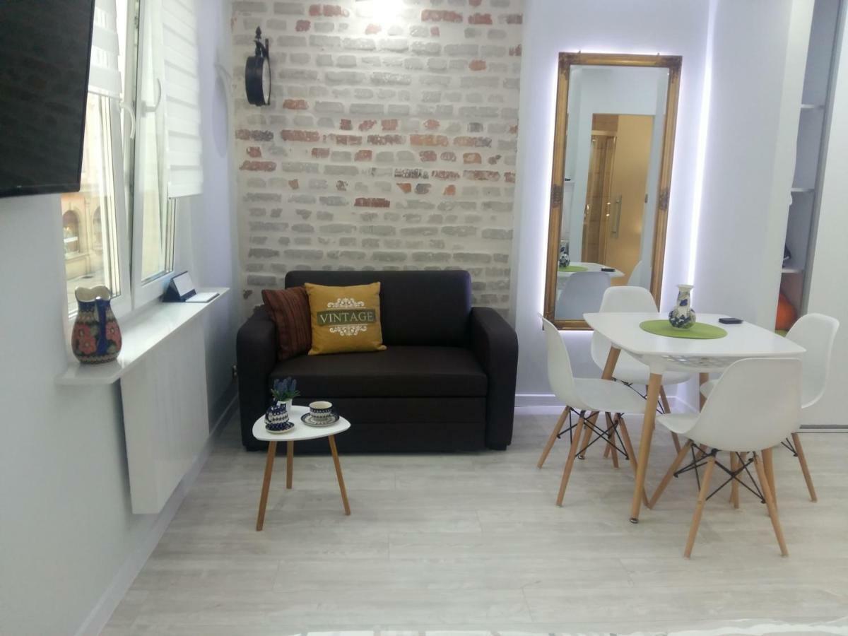 شقة بوليسلافيتش  في Apartament Stare Miasto Boleslawiec المظهر الخارجي الصورة